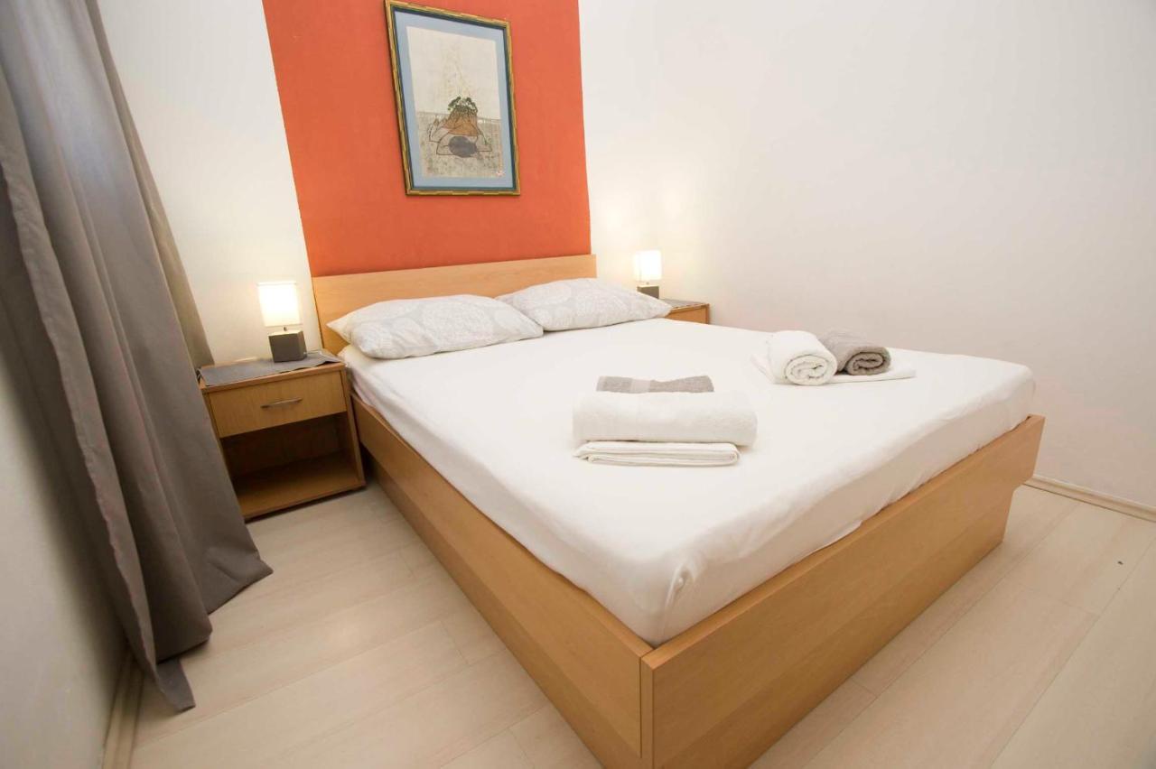 Apartman Mia I Toni Makarska Esterno foto